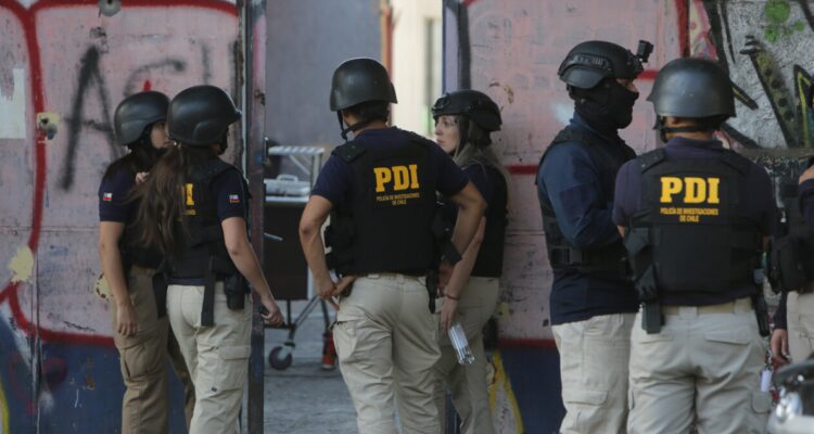 Funcionario de la PDI herido en tiroteo tras intentar frustrar asalto en La Florida